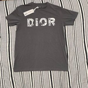 Grey Dior T-Shirt
Size XL, True to size 
New with tags, no packaging
